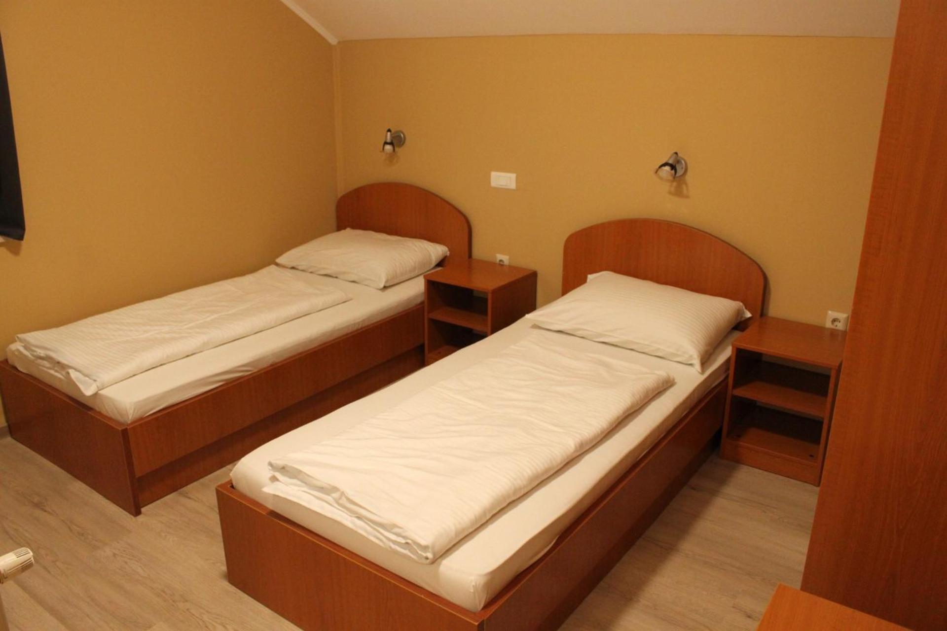 ياستريبارسكو Guesthouse Rezekov Podrum المظهر الخارجي الصورة