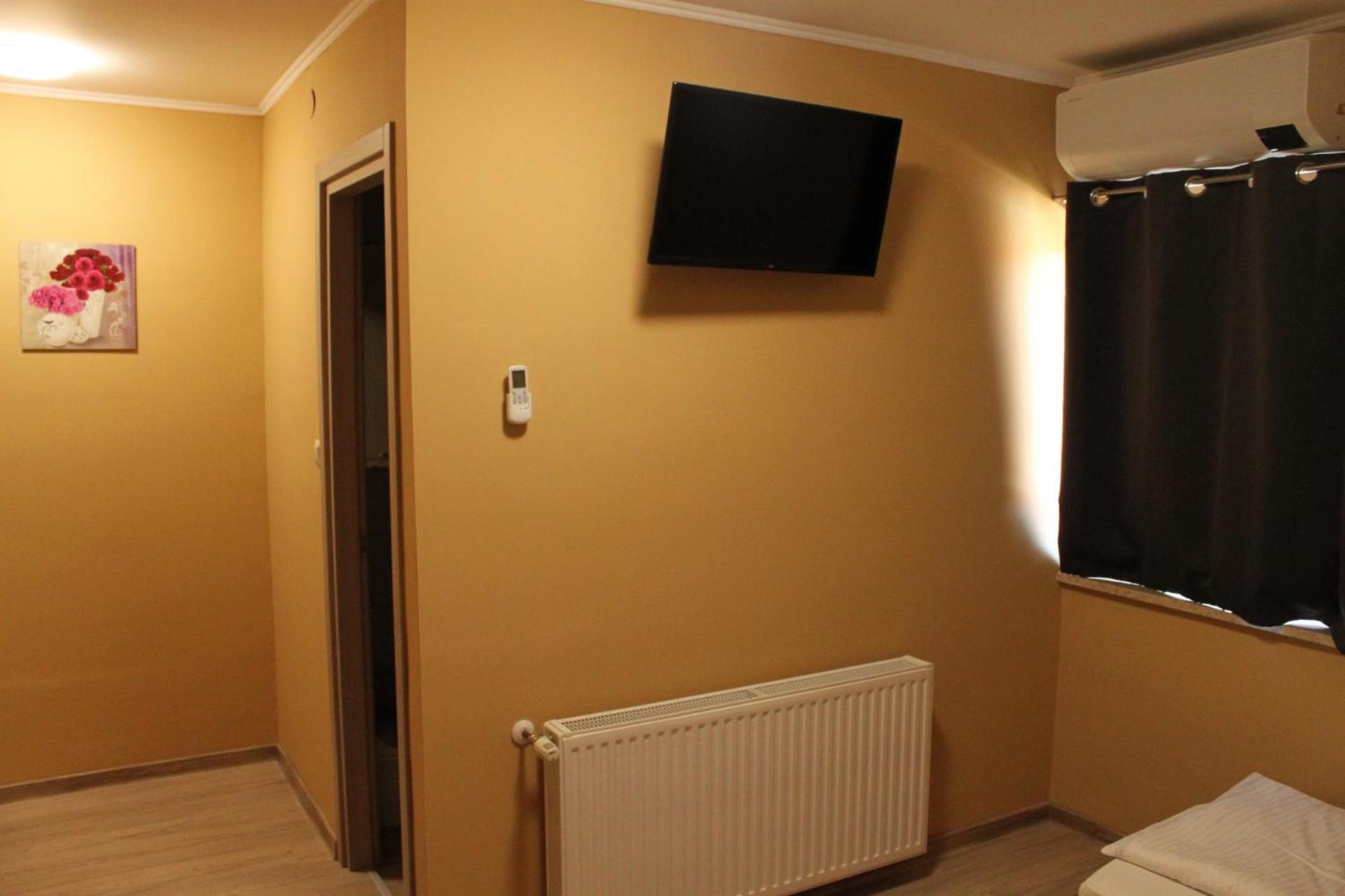 ياستريبارسكو Guesthouse Rezekov Podrum المظهر الخارجي الصورة
